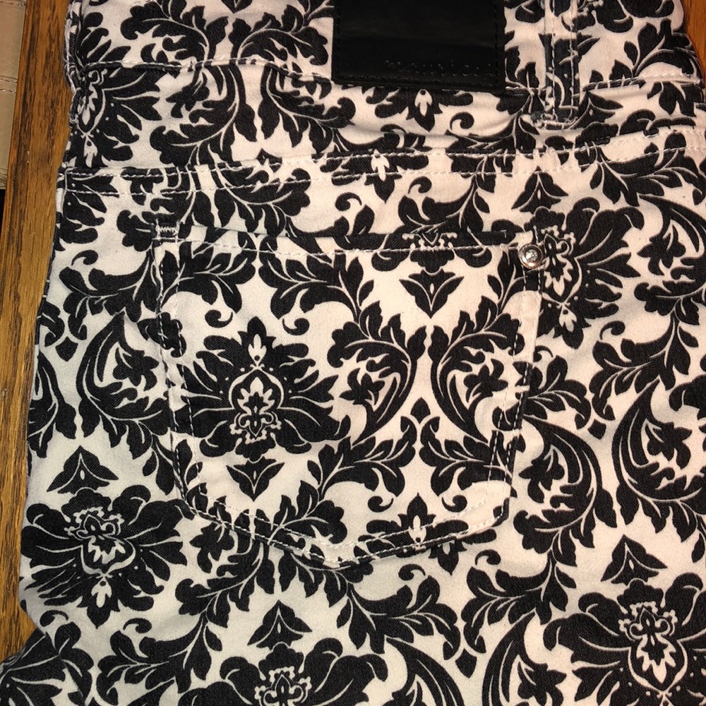 Damask print leggings